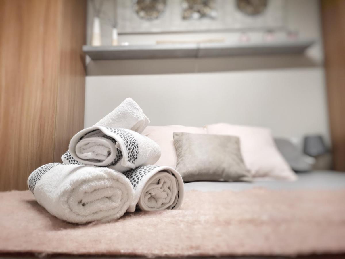 Apartamento Ilarcuris Con Patio Privado Toledo Exteriér fotografie